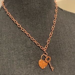 Paparazzi copper colored necklace